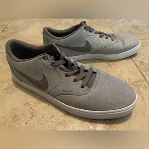 *EUC* Nike SB Solarsoft “Mushroom” - Men’s Size 11.5